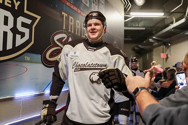 Hershey Bears player walking through the tunnel at GIANT Center.